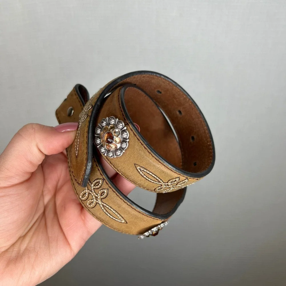 Nocona Belt Co Kids Tan Leather Western Embroidered Concho Belt Size 20 N4418444
